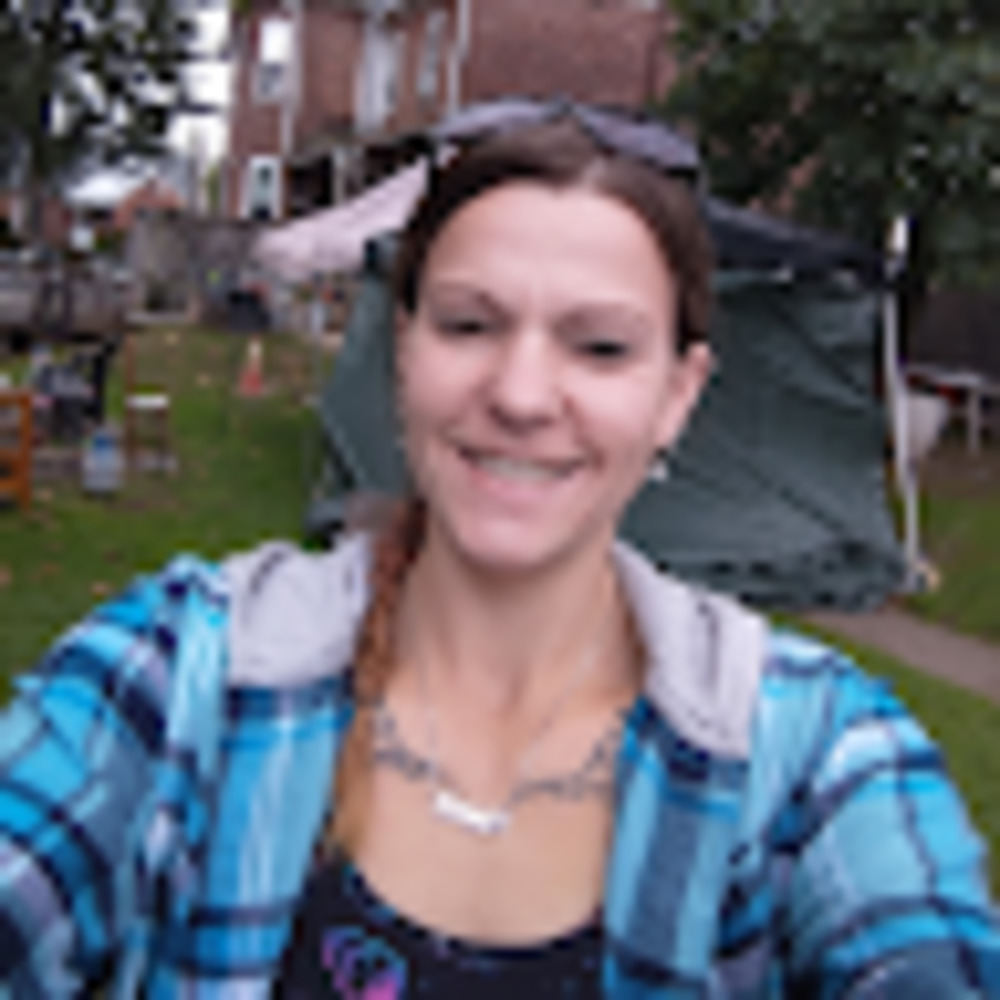 Meet your Posher, Steph